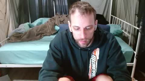 cguffey2284 online show from February 20, 7:16 pm