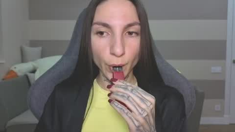 Kate online show from April 18, 6:26 am