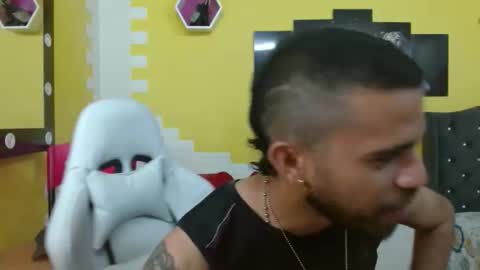 chacorta_ online show from April 3, 2:24 pm