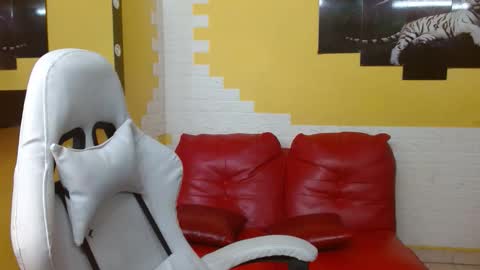 chacorta_ online show from April 23, 2:30 pm