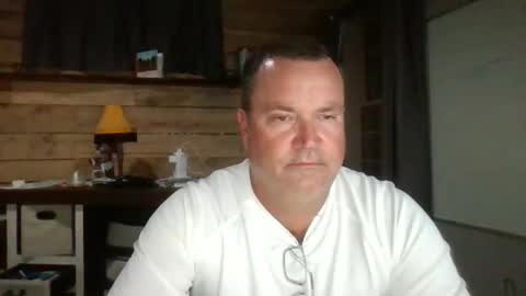 chadmichaell online show from April 3, 12:50 am