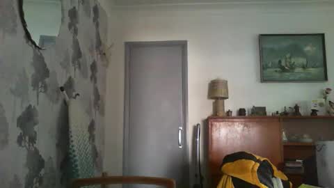 Champers online show from February 17, 2:49 pm