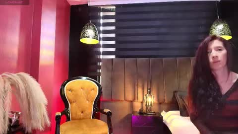 Chanel Whitte online show from March 4, 1:19 pm