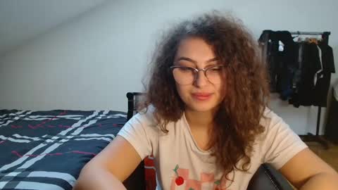 Stephanieblisss online show from January 19, 10:06 am
