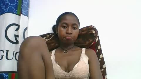 chantale483461 online show from March 7, 7:30 am