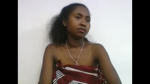 chantale483461 online show from April 18, 7:18 pm