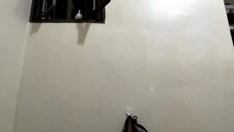 Elly online show from April 3, 5:09 pm