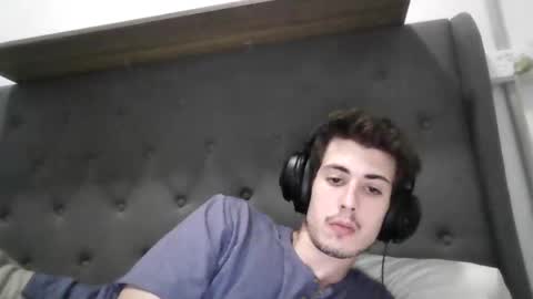 charismaticcharm online show from January 10, 10:39 am