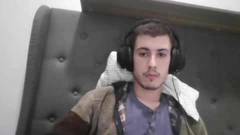 charismaticcharm online show from January 31, 8:43 am