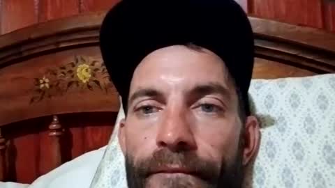 charlesb13 online show from April 28, 5:01 am