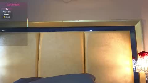 charlesbrown_ online show from October 29, 10:10 pm