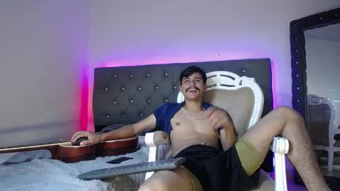 Snapshot of charlie_cock_ chatting on September 13, 5:10 am Charlie online show from September 13, 5:10 am