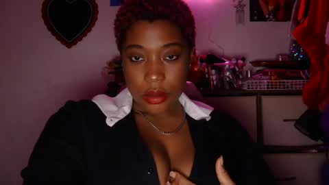 charliecakesssss online show from January 20, 7:14 pm