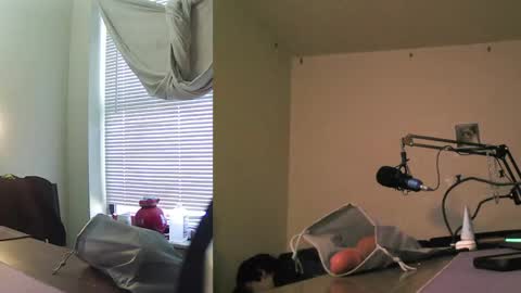 char sexiness online show from March 20, 9:20 pm