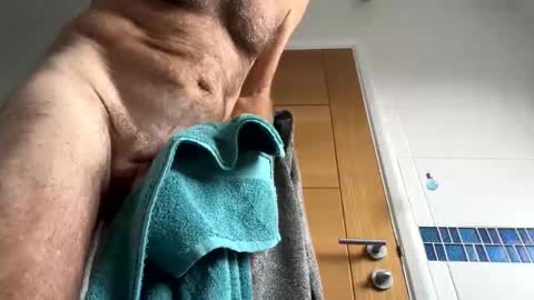 Snapshot of charlieg123 chatting on October 9, 7:47 am Gary online show from October 9, 7:47 am