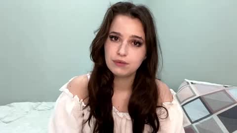 Freya online show from April 18, 5:37 pm