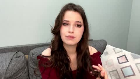 Freya online show from April 8, 5:27 pm