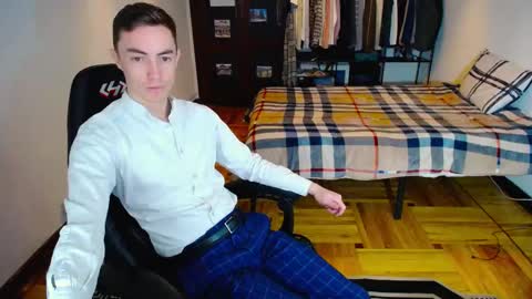 carlos reyes online show from February 2, 11:51 am