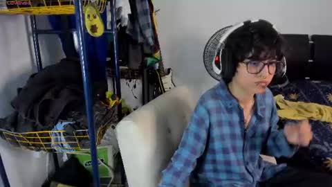 Charlie online show from August 2, 4:03 am