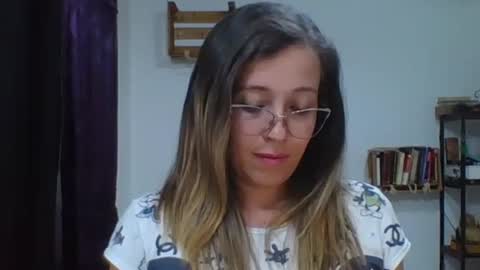 charlott online show from November 12, 3:09 am