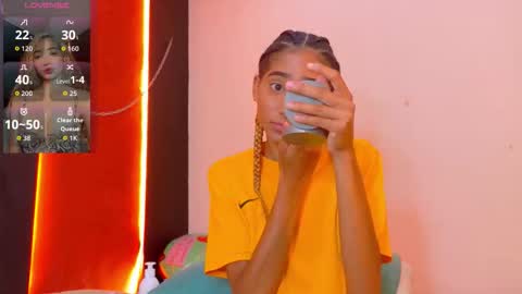 CHARLOTTE online show from February 24, 12:08 pm