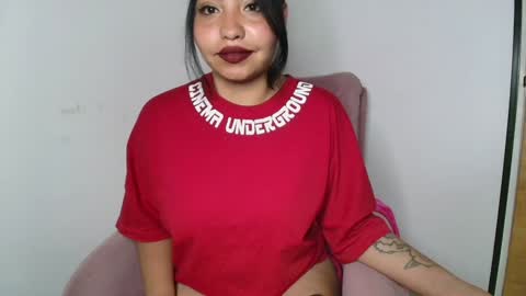 charlotte_princess_1 online show from December 3, 7:49 am