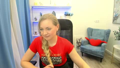 Charlotte online show from March 29, 8:10 pm