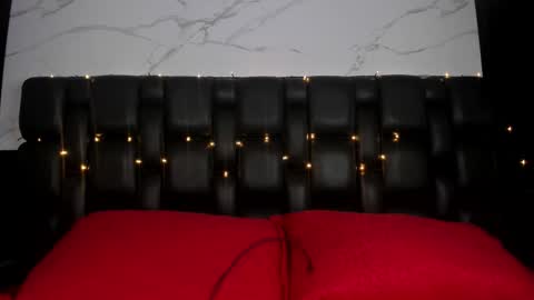 Charlotte online show from February 11, 6:45 pm