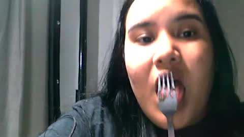 charlottequeen_21 online show from June 14, 2:24 am