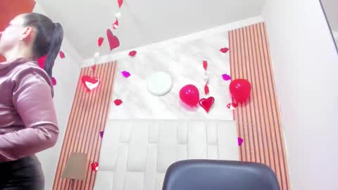 Charlotte  Schmidt online show from February 20, 11:34 am