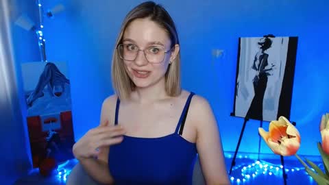 Michelle  online show from March 11, 6:08 am