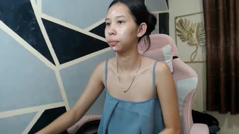 Charm online show from February 11, 9:35 am