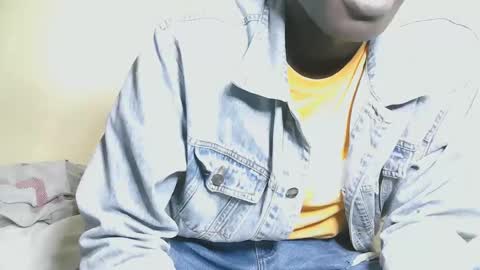 charmzboy online show from October 14, 6:55 pm