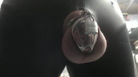 ChastitySlave90 online show from October 21, 5:05 pm