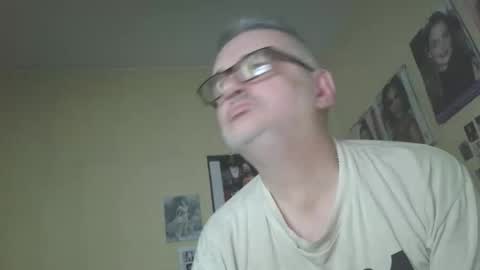 Snapshot of chatubatelee555 chatting on September 14, 3:24 pm lee online show from September 14, 3:24 pm
