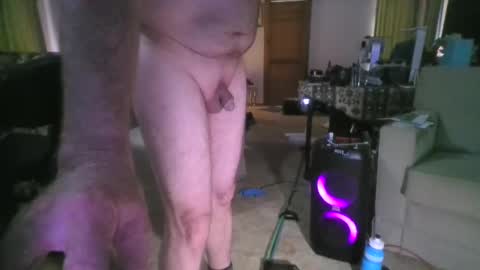 We Chat online show from December 8, 4:22 am