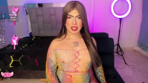 Sophie  online show from June 3, 10:59 pm