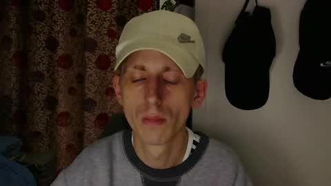 chavbussy online show from December 21, 8:54 am