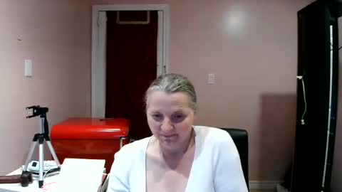 chealsiek online show from October 16, 11:25 pm