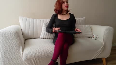 Regina Phalange online show from March 18, 3:51 pm