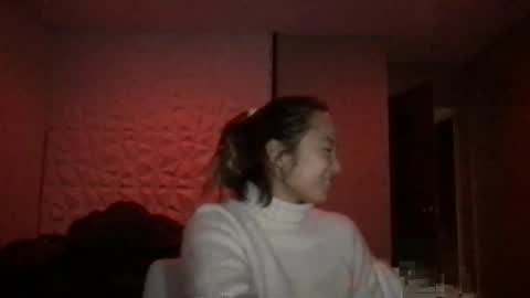 chellybear101 online show from December 24, 8:00 am