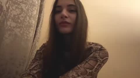 Allison online show from August 3, 9:10 pm