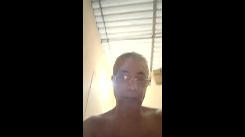 chemineaud online show from May 5, 2:07 am