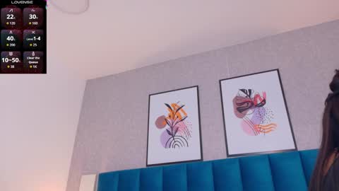   online show from November 4, 7:59 pm