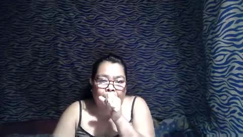 chenita_kits online show from October 31, 1:44 pm