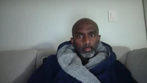 chenthu1979 online show from March 28, 11:33 am