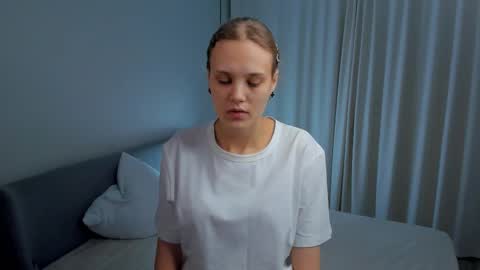 Anna online show from November 16, 11:01 am