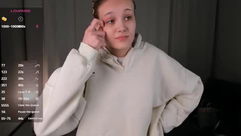 Anna online show from November 26, 1:08 pm