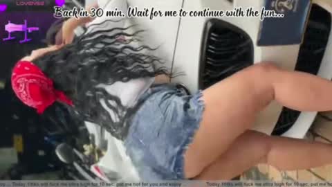 C H E R R Y  online show from September 30, 3:22 pm