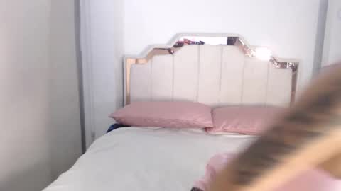 Sussan Cherry  online show from September 9, 3:17 am